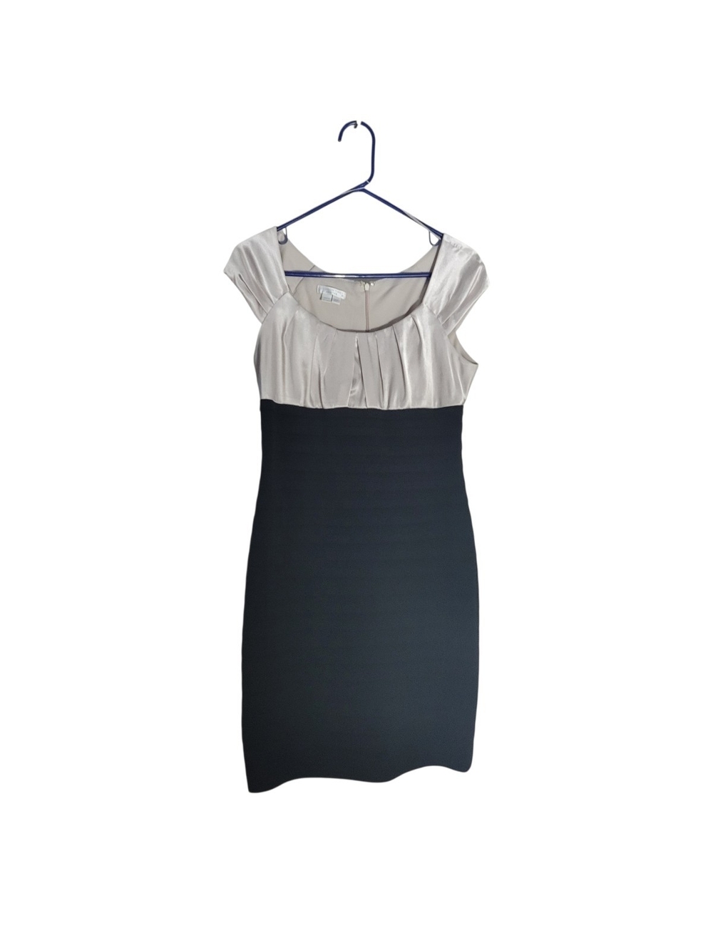 London Times Two-Tone Cap Sleeve Sheath Dress in Black and Cream